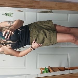 Old Navy Army Green Shorts size 8